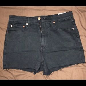 HIGH WAIST SHORT